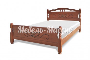 Кровать Грета из массива дерева