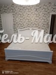 Кровать Венера из массива дерева